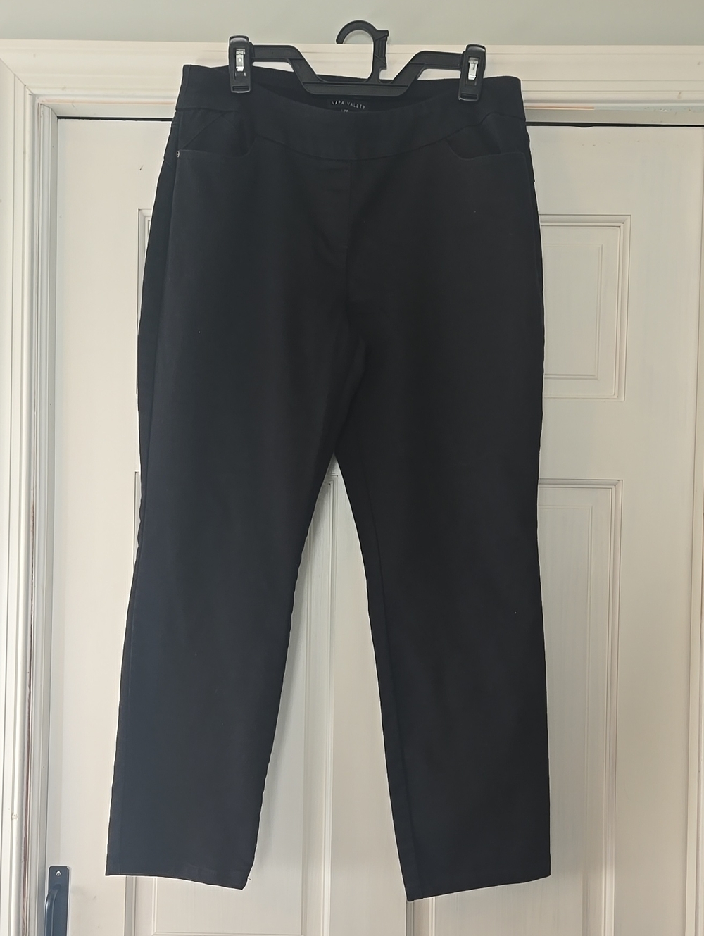 Ava & Viv Black Straight Leg Pants